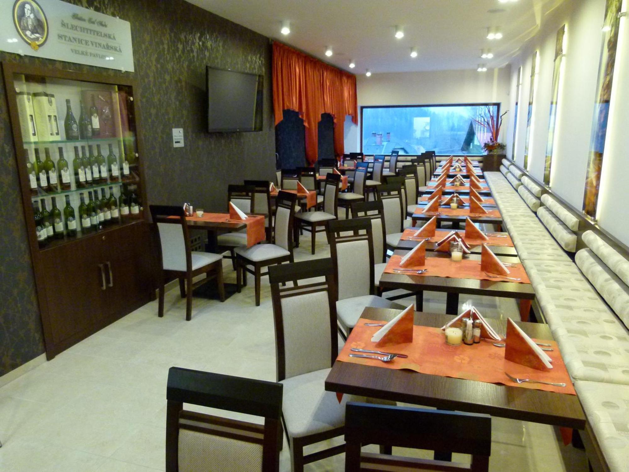 Hotel Slunny Dvur Jesenik Exterior photo